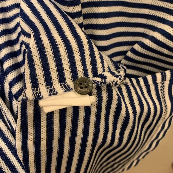 Ping (L) - Picture 12 of 14